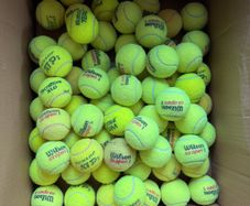 74 x used tennis balls