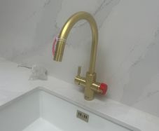 Qettle Signature 4-in-1 Hot Tap