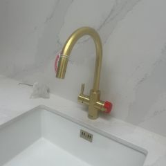 Qettle Signature 4-in-1 Hot Tap