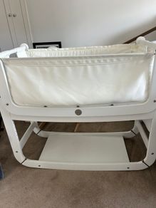Snuz Pod next to me cot