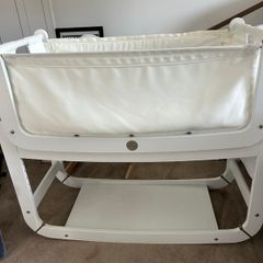 Snuz Pod next to me cot