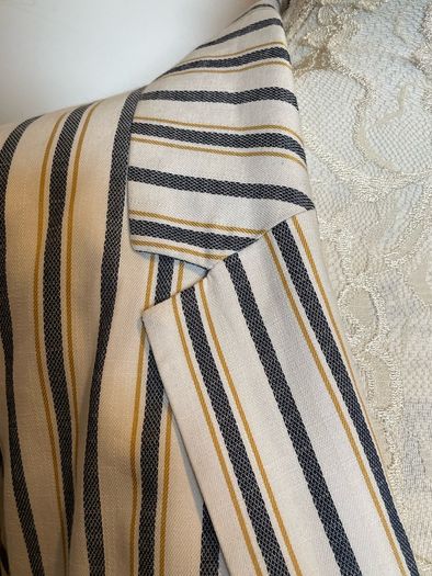 Only Tailoring Ladies striped blazer fully lined size Eur 40 - new
