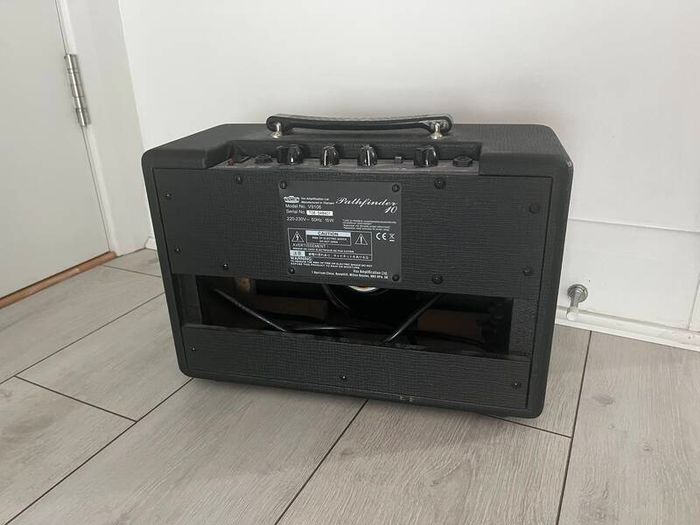 vox pathfinder 10