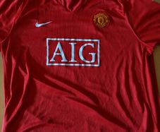 Manchester United 2007-9 home jersey