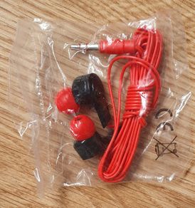 BNIP - A Set of Head Phones