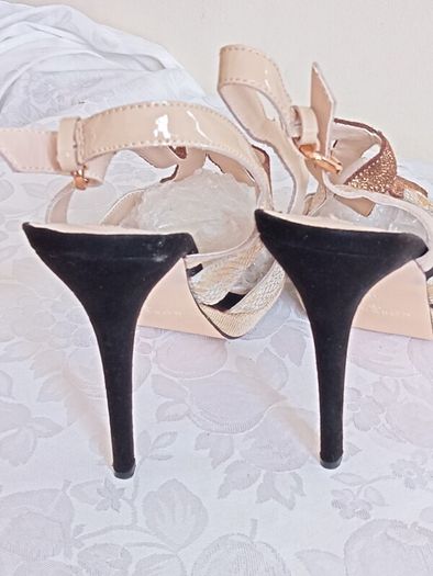 PRICE DROP, AMY HUBERMAN, Ladies sandals in good condition, Size 41/7.5