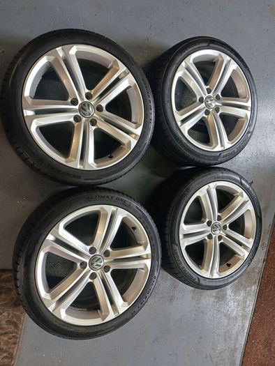 18 VW Passat/Golf Mallory alloys and tyres