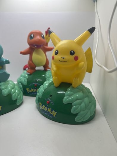 pokemon figures x3