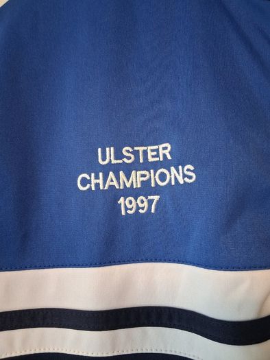 Cavan GAA Track Top. Official KCS Cavan Mens Track Top. Collect In Dublin Or Receive Via Post.