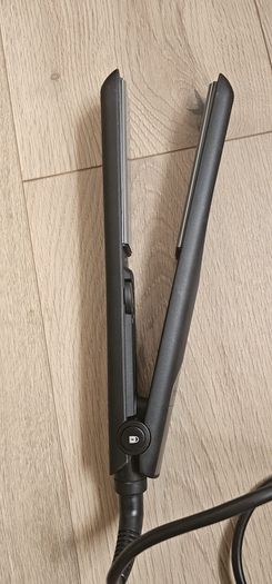 Remington Ceramic Hair Straightener