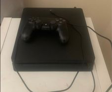 playstation 4 + 1 controller