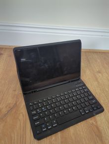Samsung Tab S6 Lite + Keyboard Case