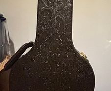 Taylor 317 grand pacific electro acoustic USA