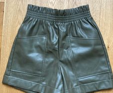 Brand NEW with tag Pull&Bear Shorts size S