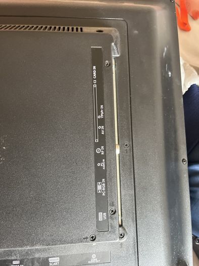32 inch Logik tv