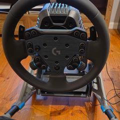 Playseat Trophy - Logitech G Edition (comes with everything)