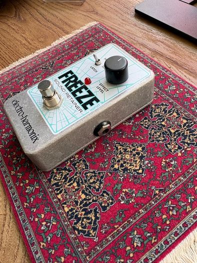 Electro-Harmonix Freeze Sound Retainer