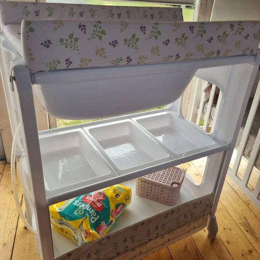 Bath & Changing Unit 0-12 months