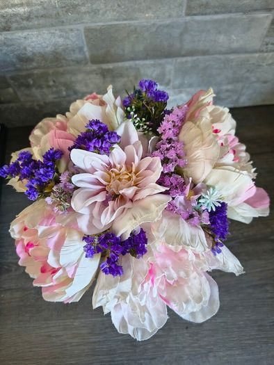 Artificial flower arrangement ceramic pot