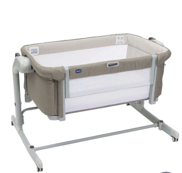 Baby cot and bouncer