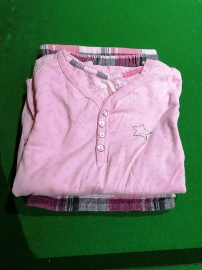 Girl's Pyjamas