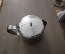Large Stainless Steel Teapot in perfect condition