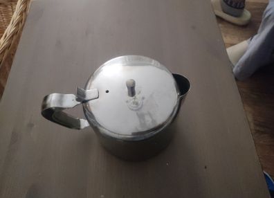Large Stainless Steel Teapot in perfect condition