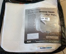 Premiere equine high wither shock absorbing dressage pad