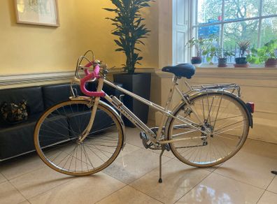 vintage 1980s Peugeot road bike
