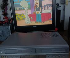 Black Diamond BD250DVC DVD Player and VHS VCR Combo
