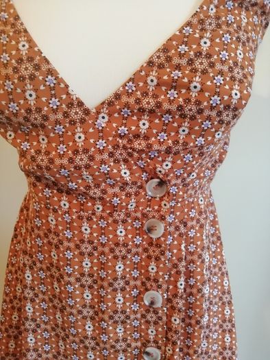 Ladies Mizzelle Floral Top Size 8 New Without Tags