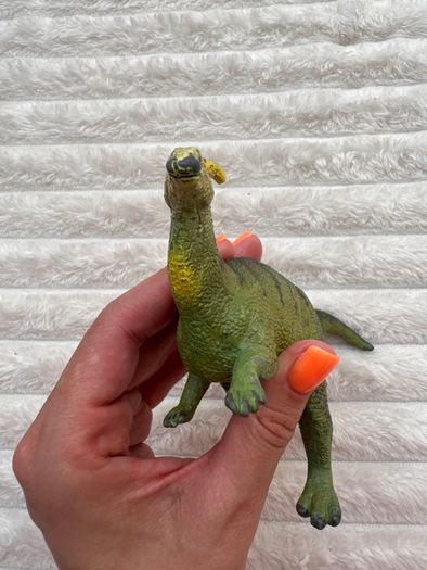 1988 Carnegie Collection Safari Parasaurolophus Dinosaur approx. 12.5 cm. Used Please see photos
