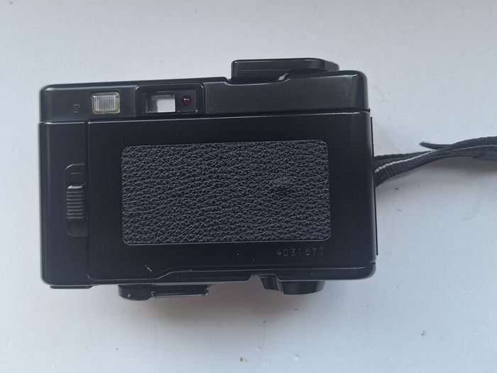 vintage Konica Pop 35mm film camera