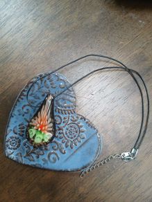 Flower Glass Pendant Necklace