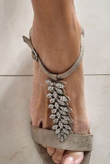 MODA in PELLE leather jewelled sandals with low platform Sz 41 (Fit 7- 7.5 UK)