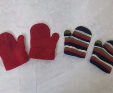 Kids magic gloves