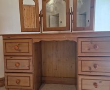 dressing table