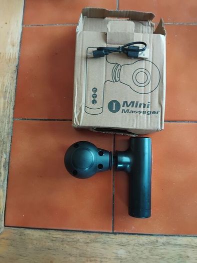 Llllnew Mini Body Massager .rechargeable
