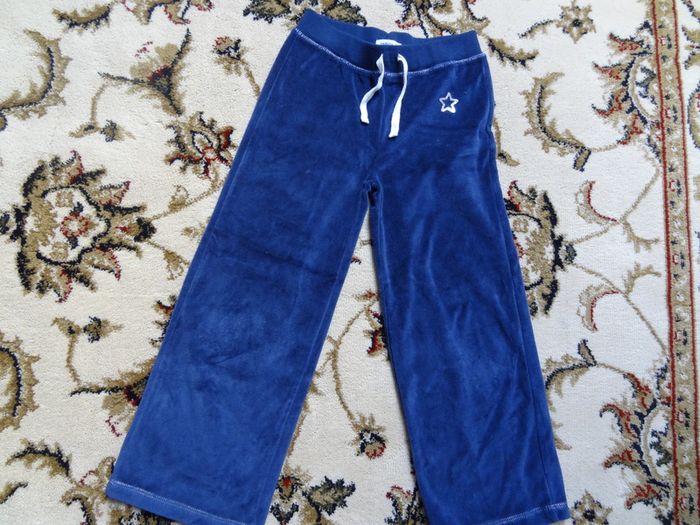 Girls sports vellour navy pants trousers never worn 6-7y