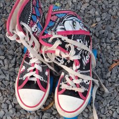 Monster High Preloved Roller Skates / Quad Boots