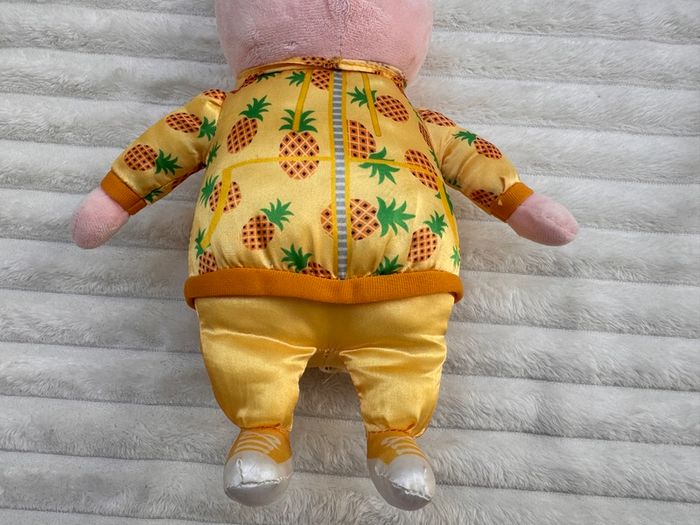 Sing 2 Gunter Pig Plush Universal Studios approx. 12" Used Damaged Please see photos