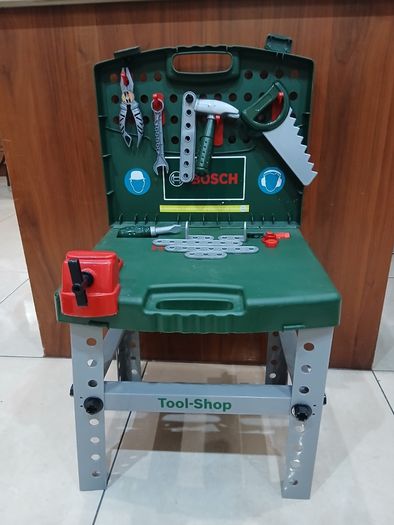 Tool Bench (Bosch)