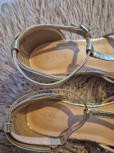 NEXT_Occasion Kids Wedge Sandals in Gold, size 3