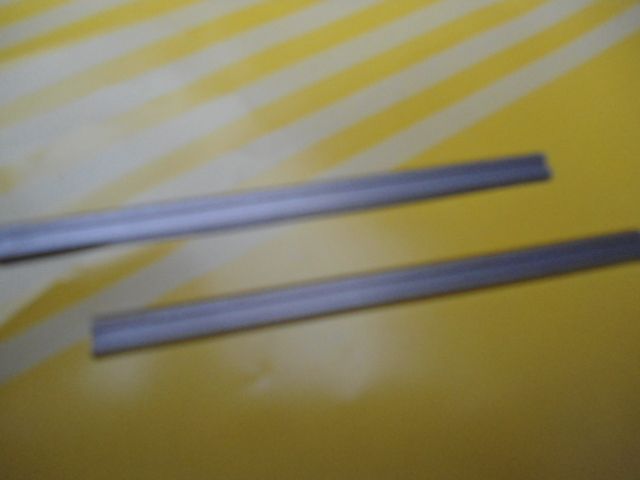 DeWalt planer blades 82mm FREE POST