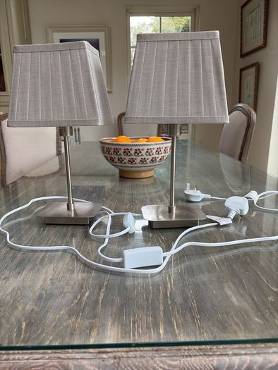 pair lamps beige as new