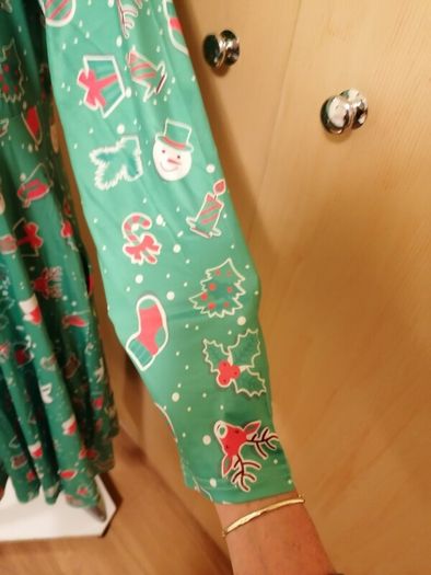Women's Christmas Dress Reduced Nwot Size 18