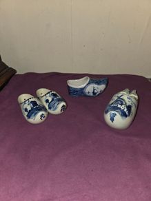 4 Delft Blue ceramic Clogs