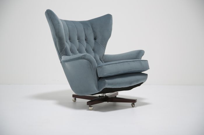 Vintage Blofeld 6250 Swivel & Rocking Lounge Chair in Blue Velvet by Paul Conti for G-Plan, 1960s