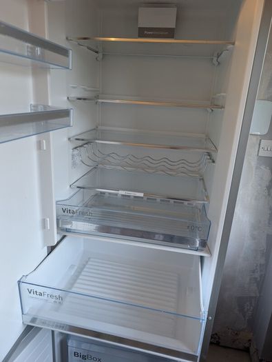 Huge Bosch Series 6 fridge-freezer
