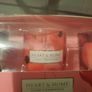 set of 3 soy wax scented candles Image 3